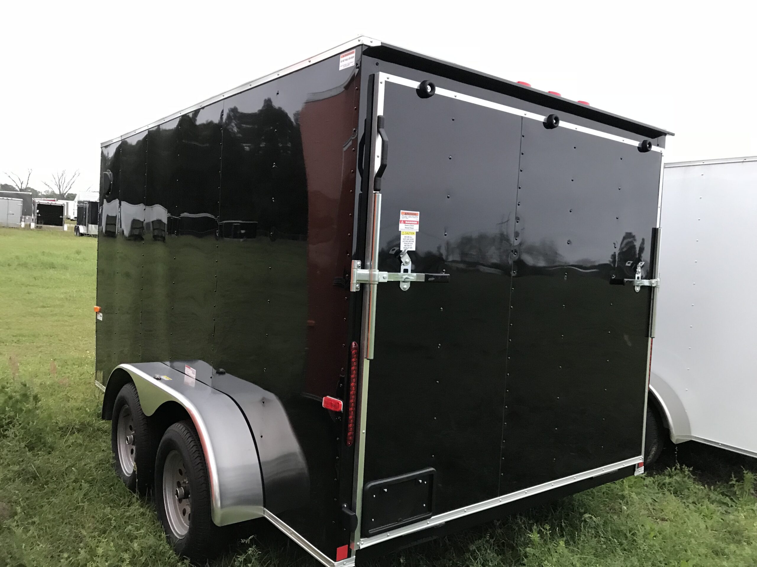7×12 Tandem Axle - Black In Color – 32” Side Door – 2500# Ramp Door - Image 3