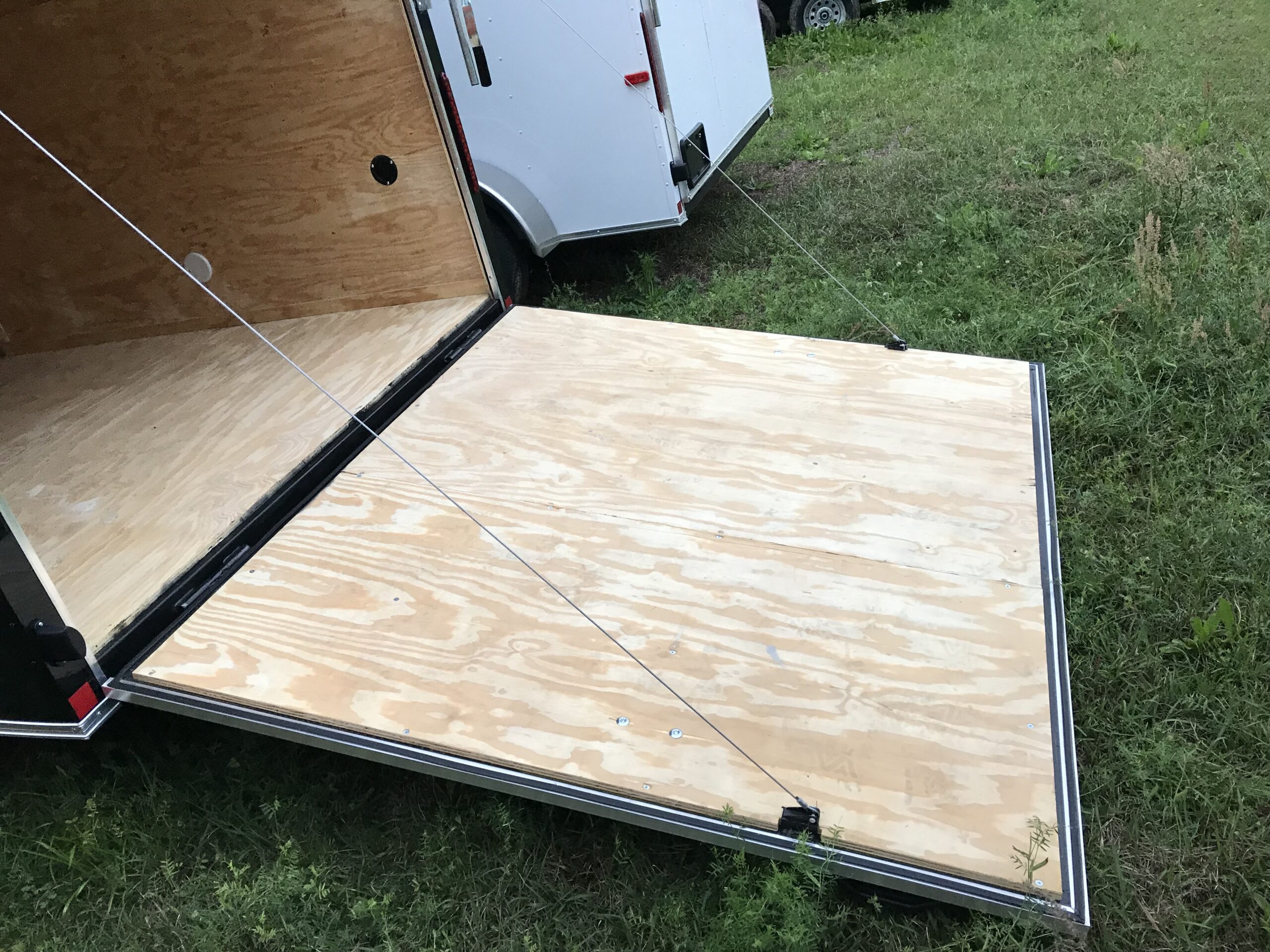 7×12 Tandem Axle - Black In Color – 32” Side Door – 2500# Ramp Door - Image 4