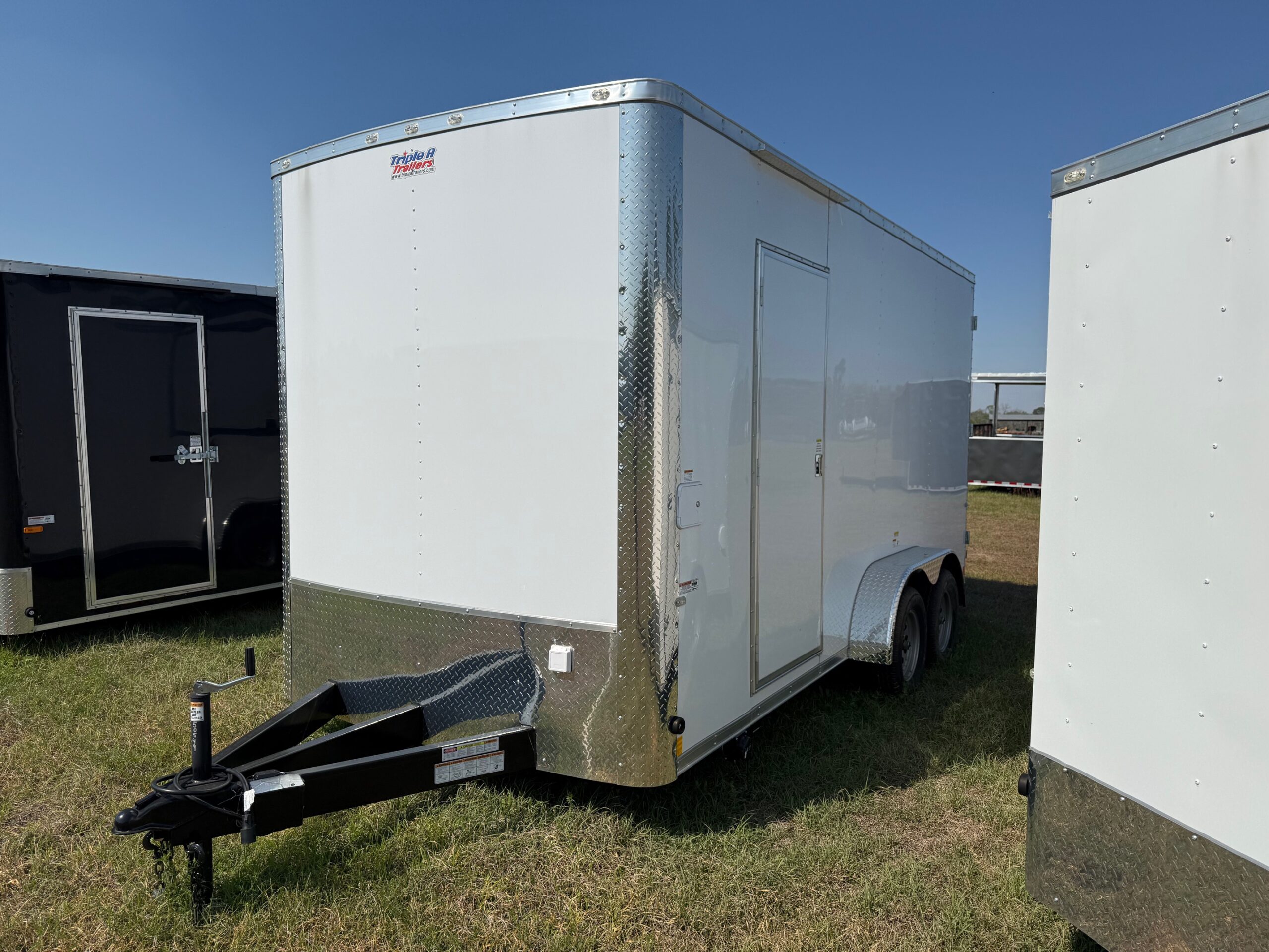 7×16 Tandem Axle – Finished interior – Electrical – Sink Package – A/C – White - Image 2