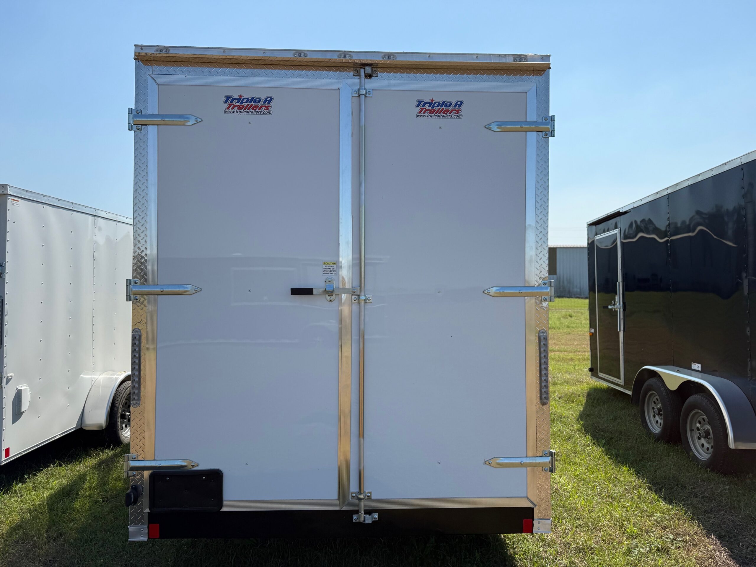 7×16 Tandem Axle – Finished interior – Electrical – Sink Package – A/C – White - Image 3