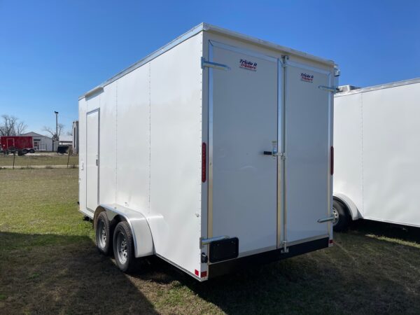 7×16 Tandem Axle – Finished interior – Electrical – Sink Package – A/C – White - Image 3