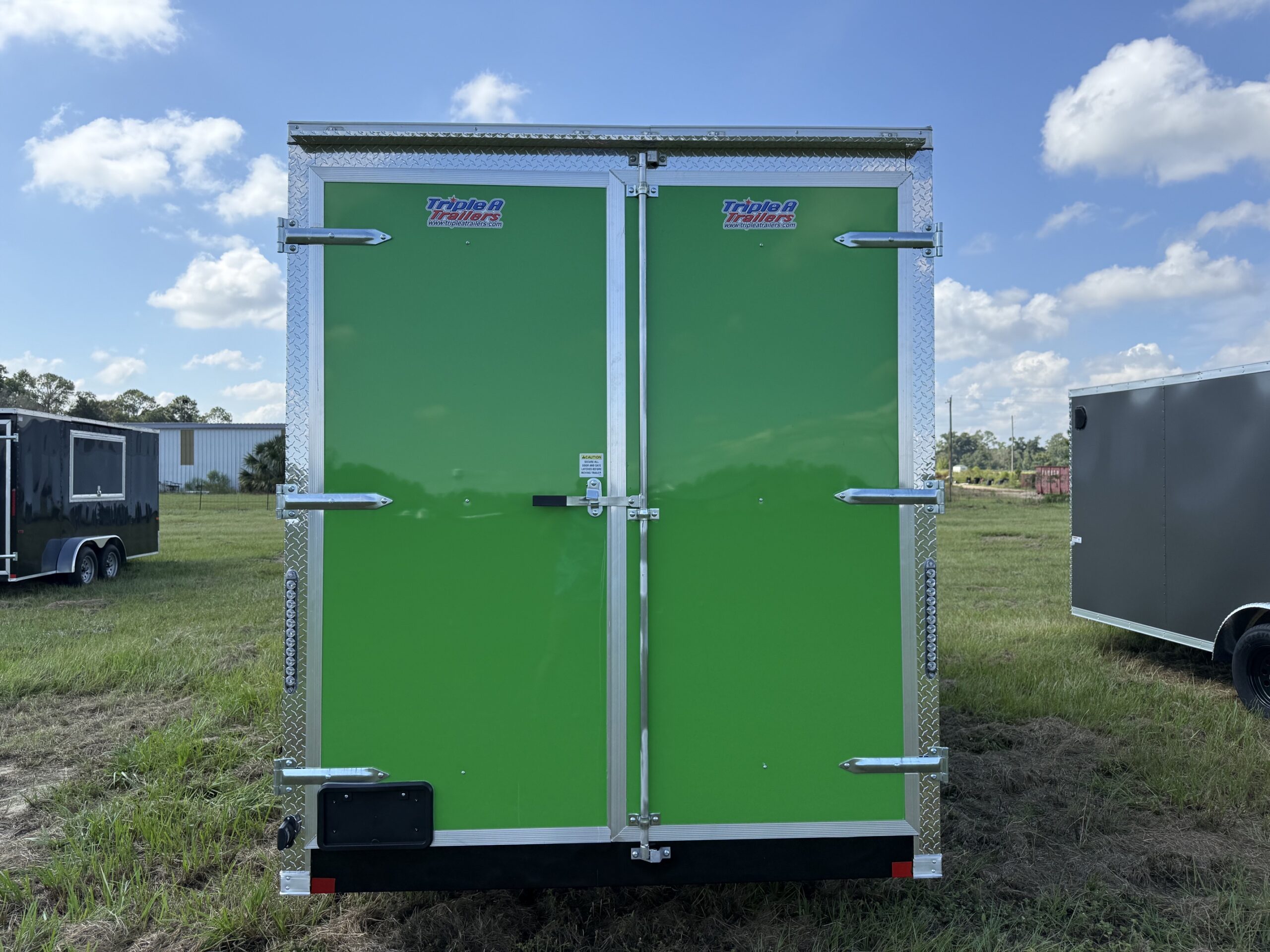 7×16 Tandem Axle – Finished interior – Electrical – Sink Package – A/C - Image 3