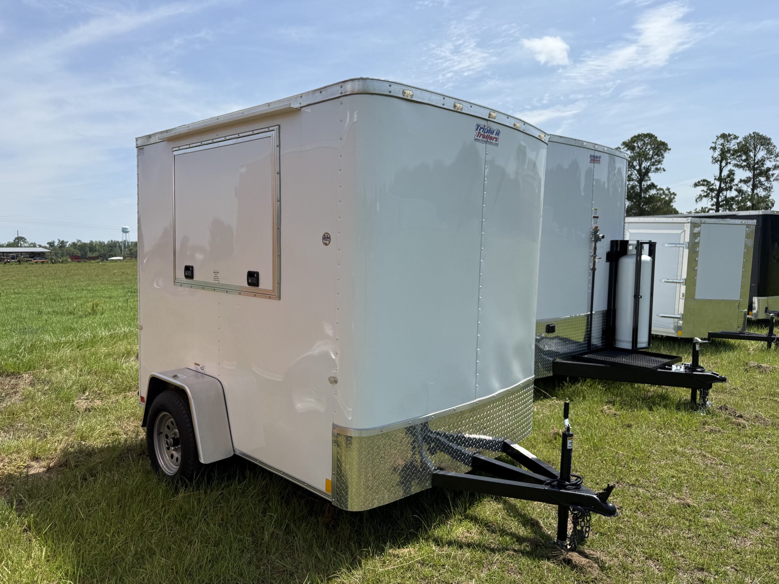 6×8 Single Axle Concession – Aluminum Walls and Ceiling - Concession Door