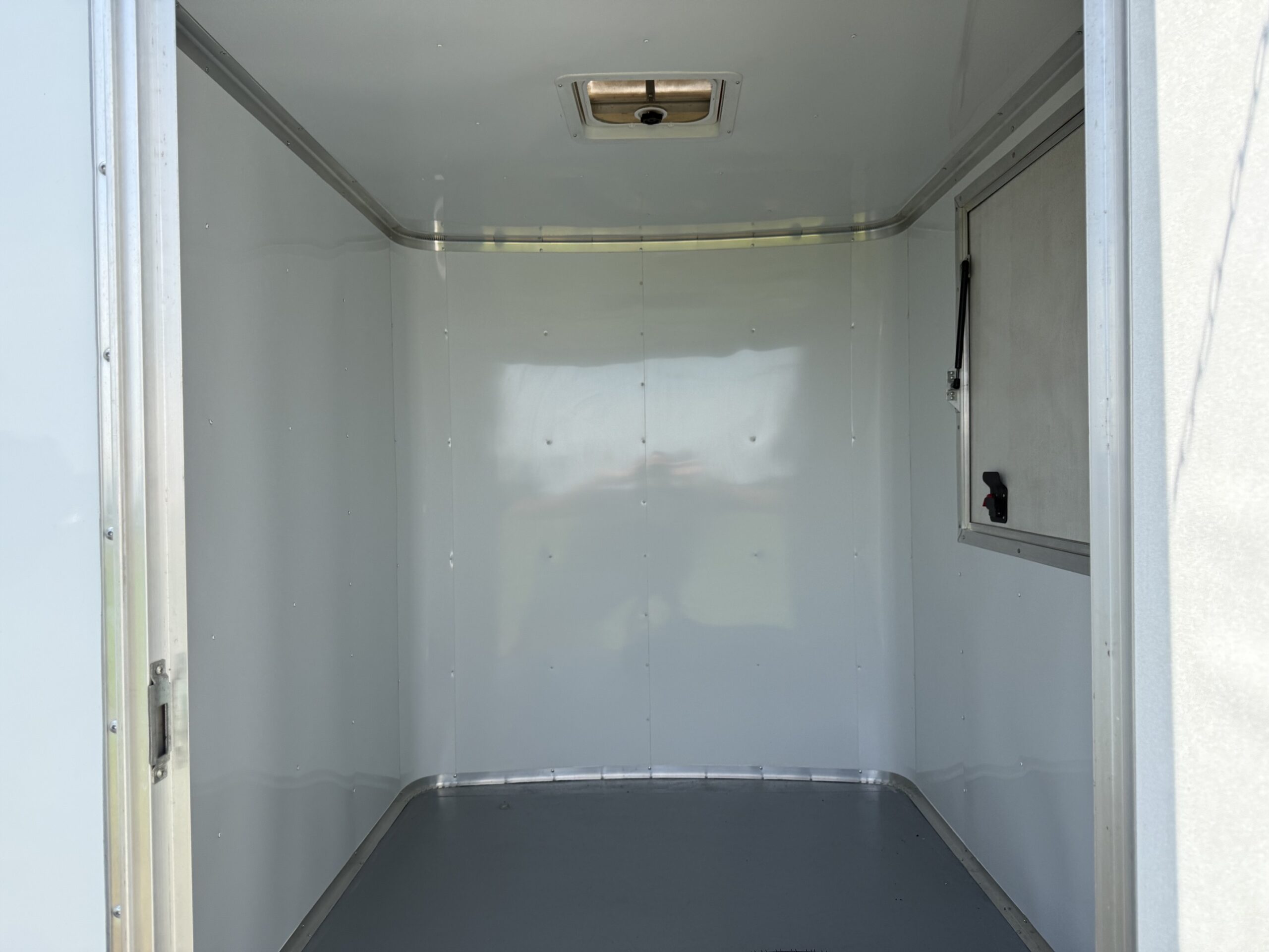 6×8 Single Axle Concession – Aluminum Walls and Ceiling - Concession Door - Image 4