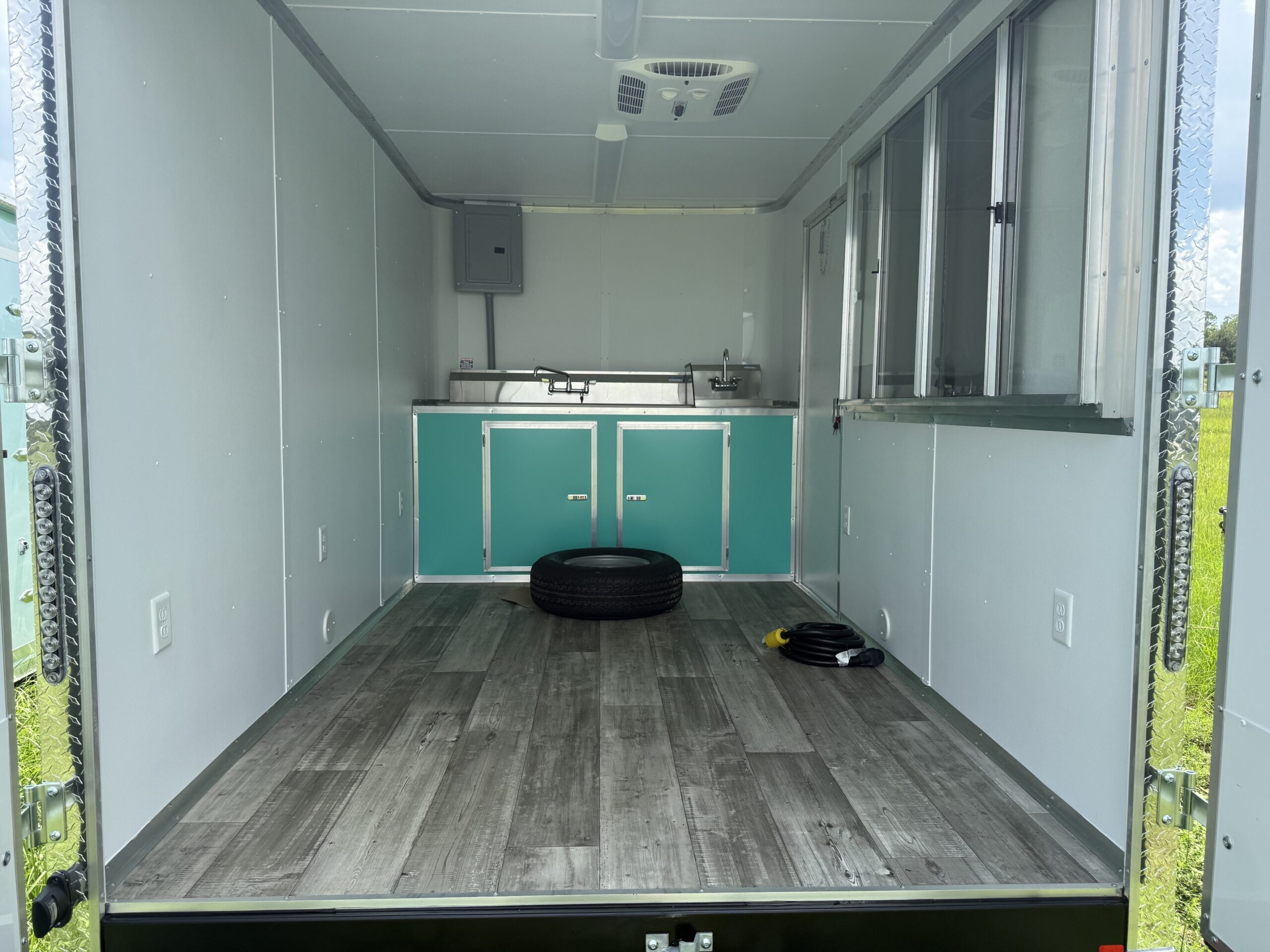 7×12 Single Axle Concession Trailer- Sink Package – Finished Interior – 7 Foot Ceiling – A/C - Image 4