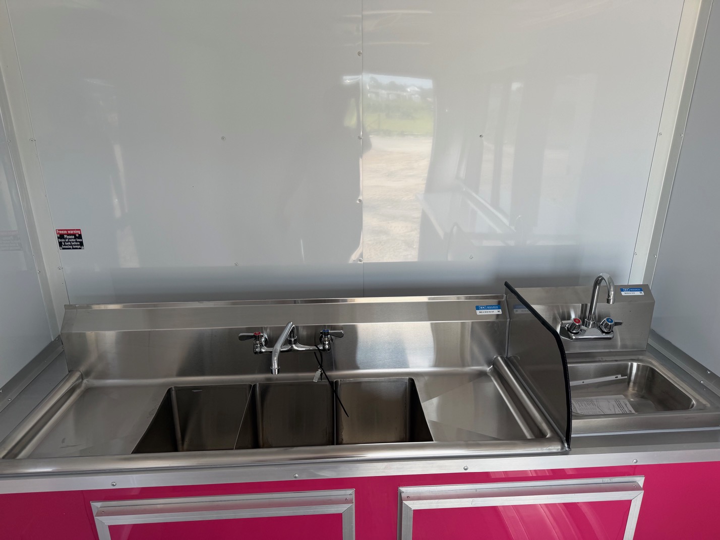 7×14 Single Axle Concession Trailer- Sink Package – Finished Interior – 7 Foot Ceiling – Bathroom Package - Image 5