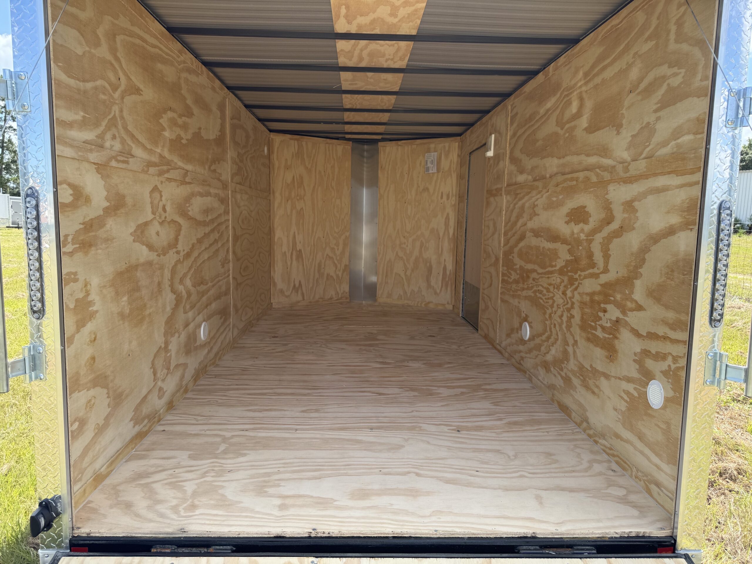 7×14 Tandem Axle Trailer – 16” On Center Floors & Walls – V-nose – Ramp Door – Side Door - Image 5